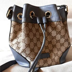 Authentic Gucci Crossbody Bucket Bag - Brown Canvas - Small
